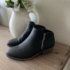 Maurices Ankle boot